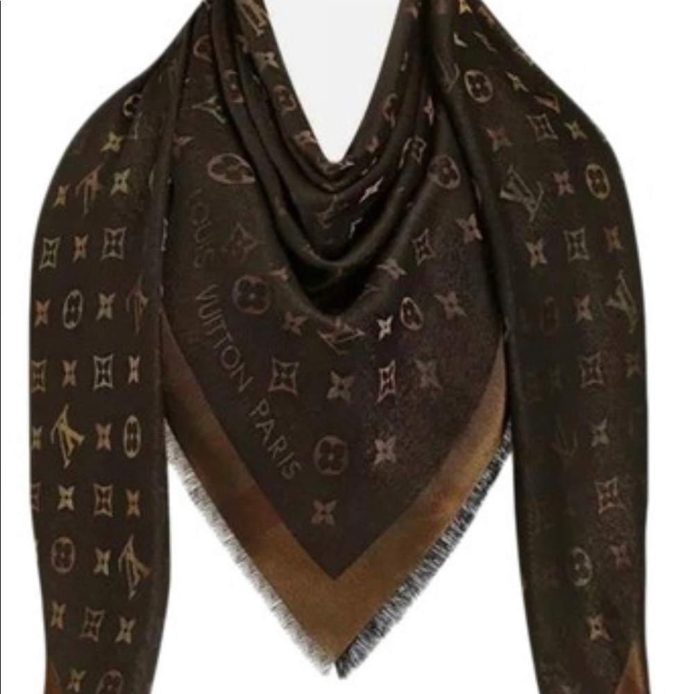 Louis Vuitton Monogram Shine Shawl M71548